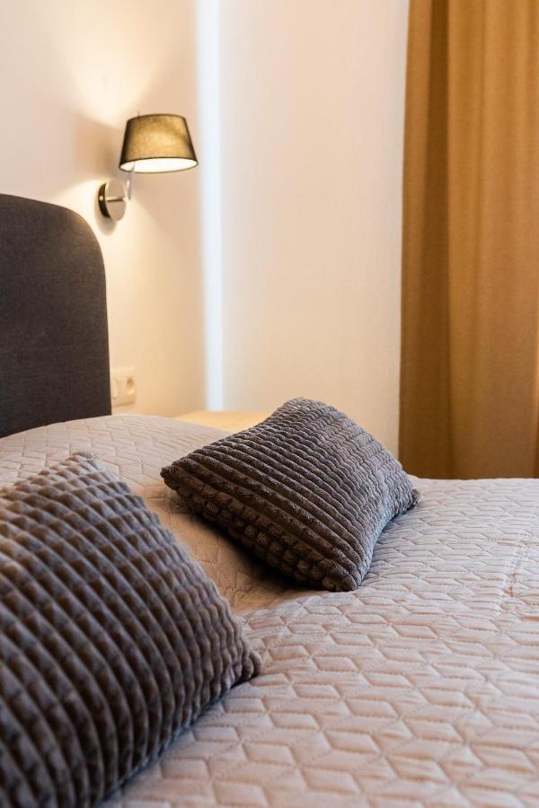 Vigeo Lounge B&B Coffee 波切尼斯 外观 照片