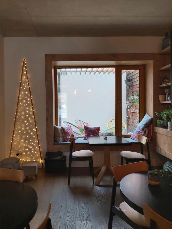 Vigeo Lounge B&B Coffee 波切尼斯 外观 照片
