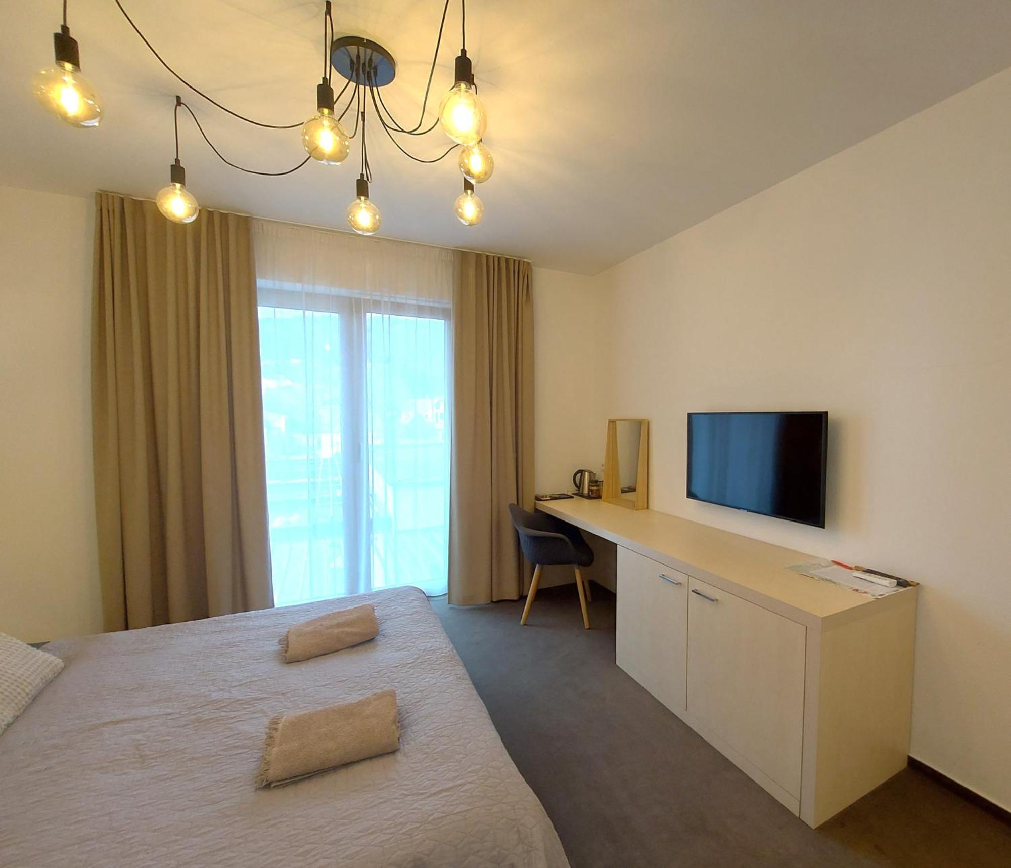 Vigeo Lounge B&B Coffee 波切尼斯 外观 照片